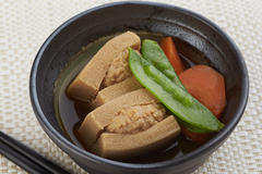 高野豆腐の含め煮