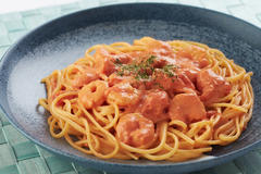 小海老のトマトクリームパスタ